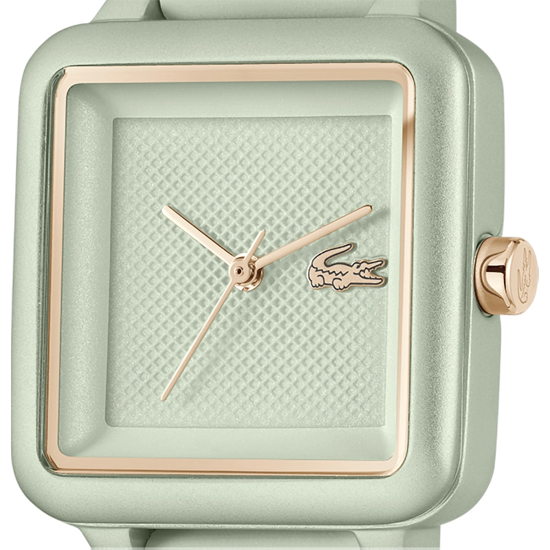 Reloj Lacoste analogo, para Dama, tablero cuadrado colores verde y rosa, estilo sin numeros, pulso silicona color verde