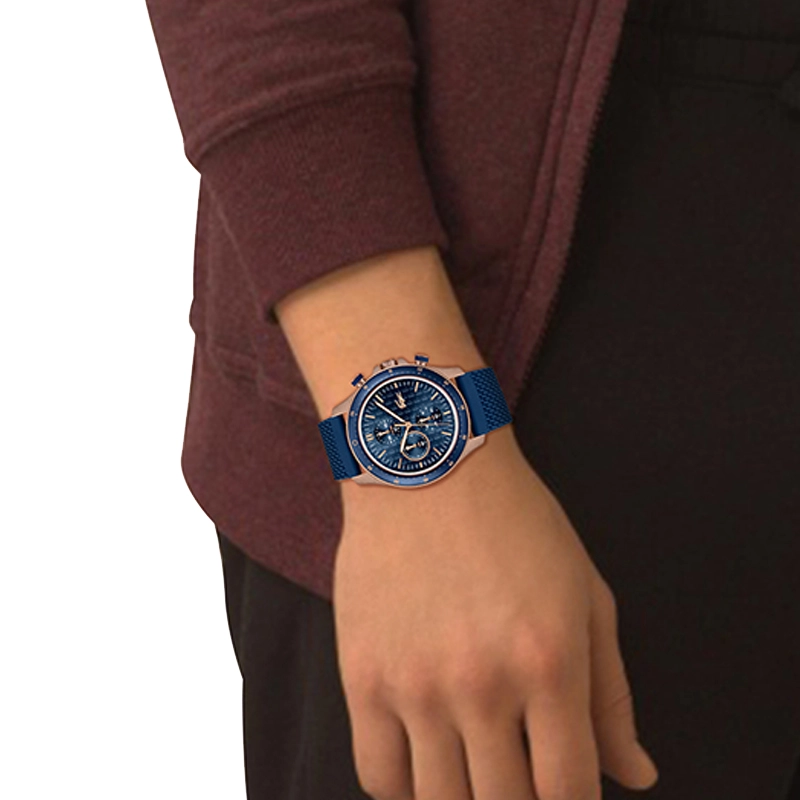 Reloj Lacoste analogo, para Hombre, tablero redondo colores azul y rosa, estilo index, pulso silicona color azul, cronografo