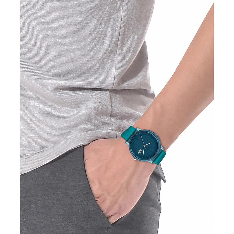 Reloj Lacoste analogo, para Hombre, tablero redondo, estilo index, pulso silicona