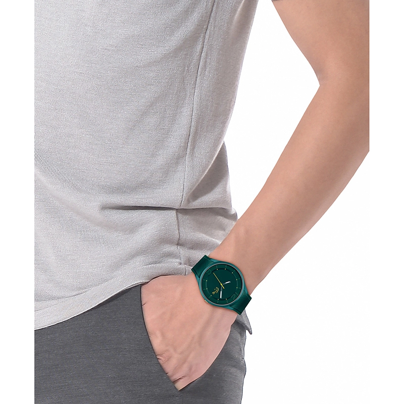 Reloj Lacoste analogo, para Hombre, tablero redondo, estilo index + arabigo, pulso silicona