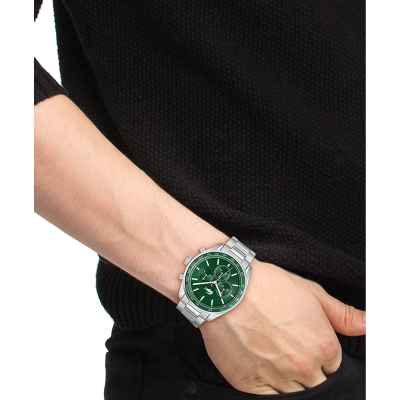 Reloj Lacoste análogo, para Hombre, tablero redondo color verde, estilo index, pulso acero color plateado, cronografo