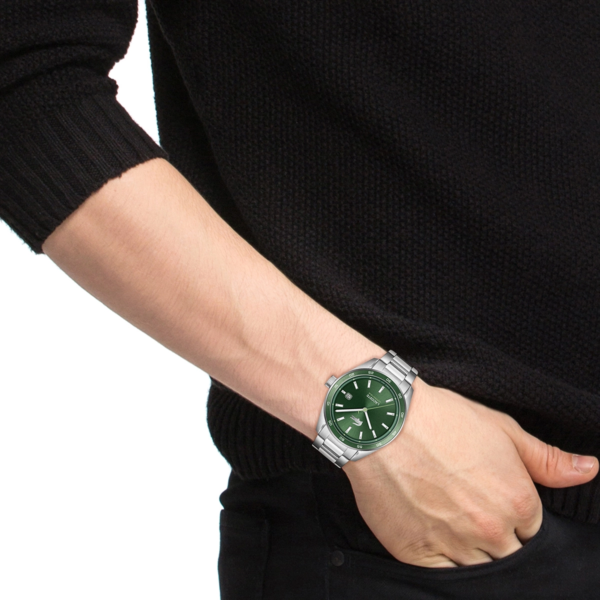 Reloj Lacoste analogo, para Hombre, tablero redondo color verde, estilo index, pulso acero color plateado, calendario
