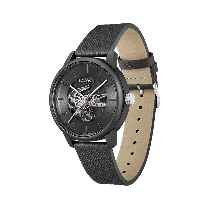 Reloj Lacoste analogo, para Hombre, tablero redondo colores negro y plateado, estilo index, pulso cuero color negro