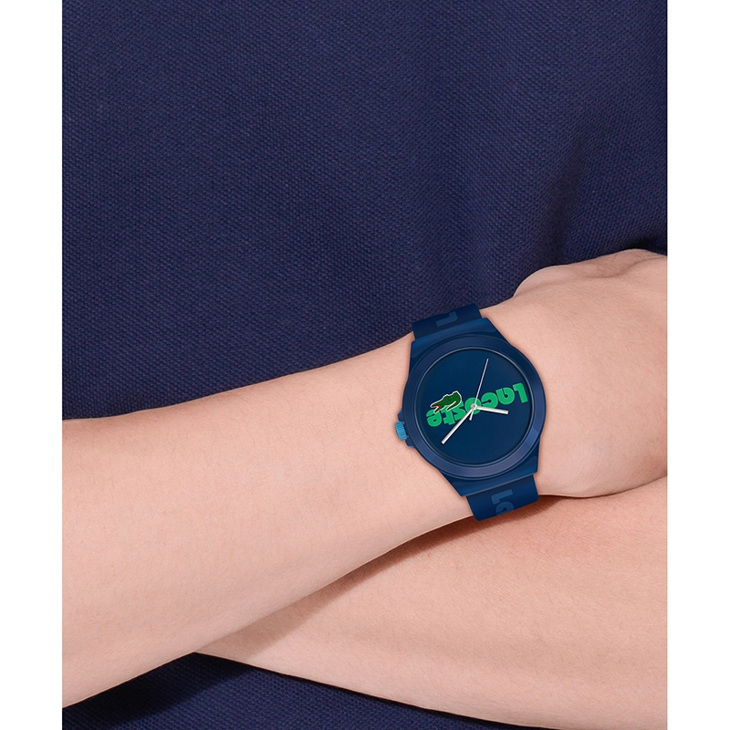 Reloj Lacoste analogo, para Hombre, tablero redondo, estilo sin numeros, pulso silicona