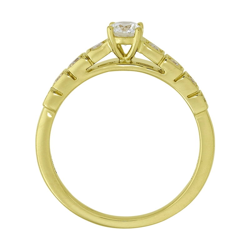 Anillo de compromiso con diamante central redondo GIA de 0.30ct y decoración en diamantes, oro tono amarillo 18k