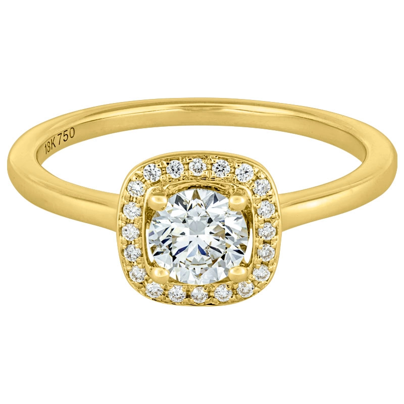 Anillo de compromiso halo cuadrado, con diamante central redondo GIA de 0.50ct y decoración en diamantes, oro tono amarillo 18k