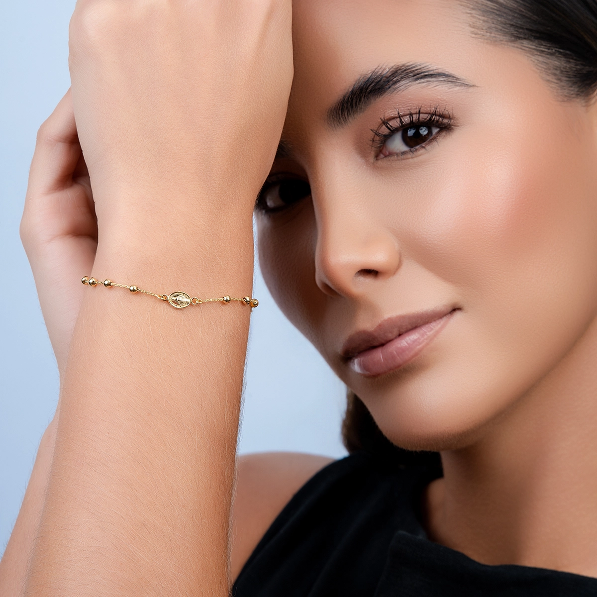 Pulsera en oro amarillo de 18 Kilates, 18 cm. de largo, 1 mm. de ancho