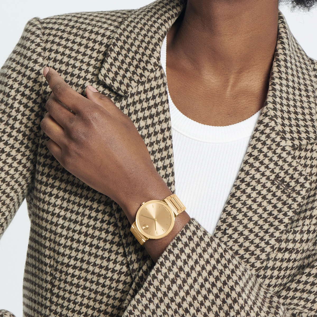 Reloj Movado análogo, para Hombre, tablero redondo color dorado, estilo index, pulso acero color dorado
