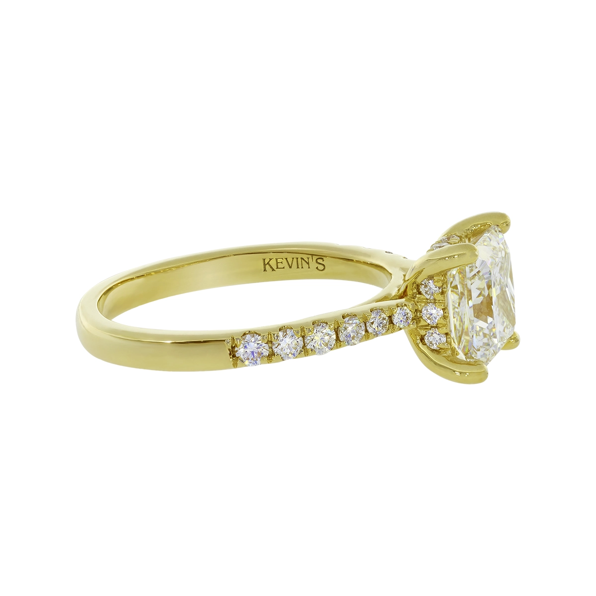 Anillo de compromiso con diamante de laboratorio central princess IGI de 2.00ct y decoración en diamantes de laboratorio, oro tono amarillo 18k