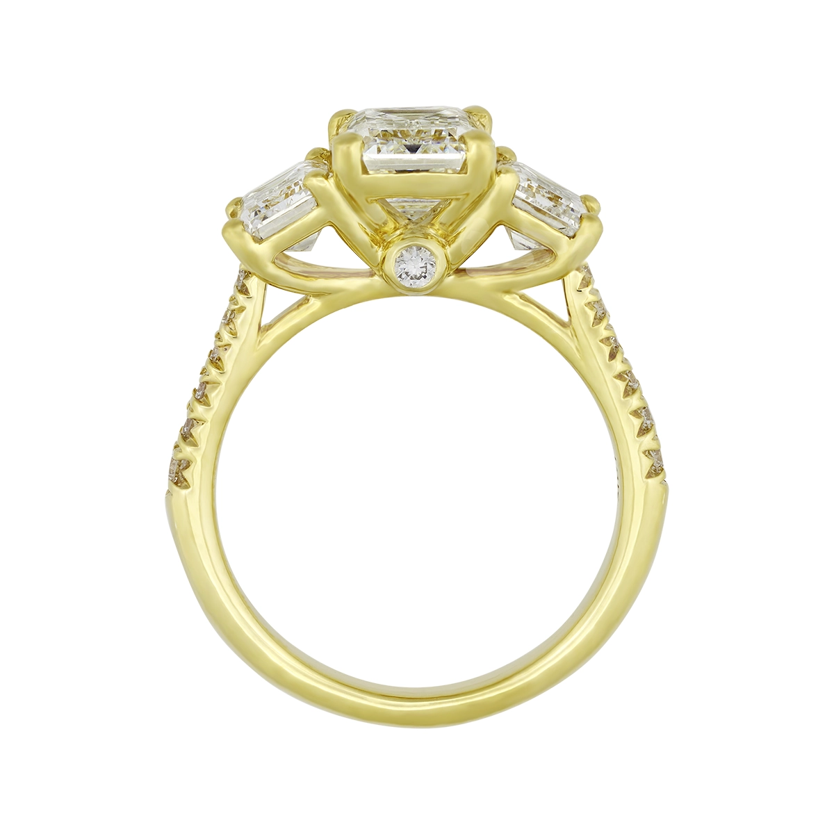 Anillo de compromiso con diamante de laboratorio central corte esmeralda IGI de 2.00ct y decoración en diamantes de laboratorio, oro tono amarillo 18k