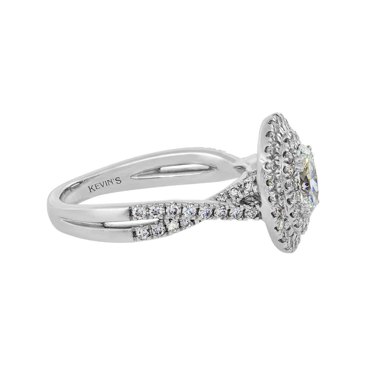Anillo de compromiso halo doble, con diamante de laboratorio central óvalo IGI de 0.70ct y decoración en diamantes de laboratorio, oro tono blanco 18k, rodinado