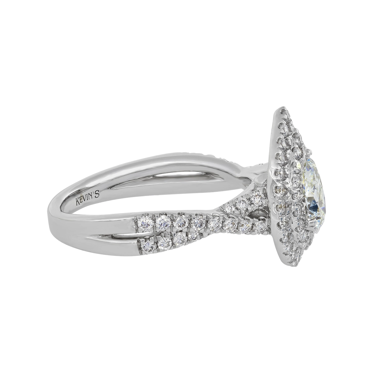 Anillo de compromiso halo doble, con diamante de laboratorio central pera IGI de 0.70ct y decoración en diamantes de laboratorio, oro tono blanco 18k