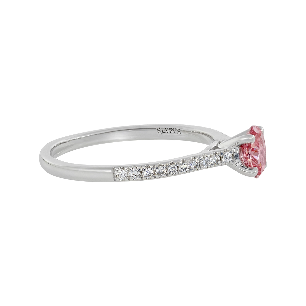 Anillo de compromiso con diamante rosado de laboratorio central óvalo IGI de 0.50ct y decoración en diamantes de laboratorio, oro tono blanco 18k, rodinado