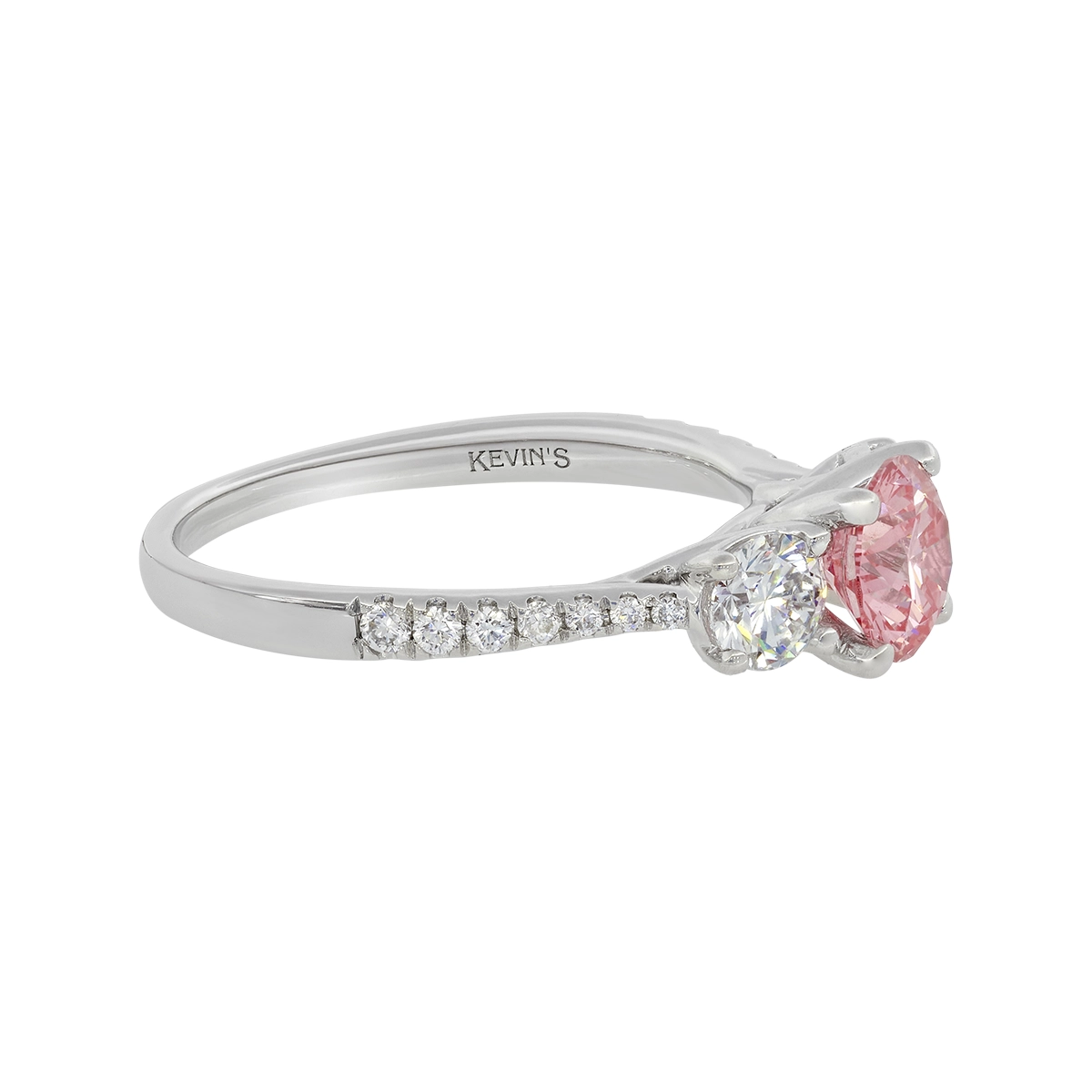 Anillo de compromiso con diamante rosado de laboratorio central redondo IGI de 1.00ct y decoración en diamantes de laboratorio, oro tono blanco 18k, rodinado