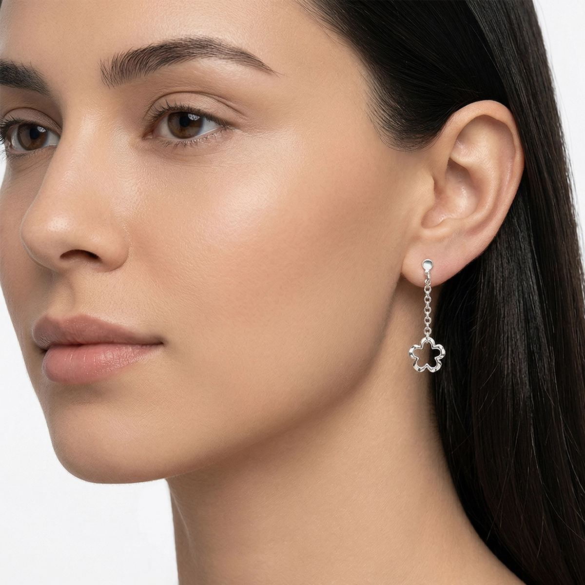 Aretes en plata Ley 925 con visos, Flores