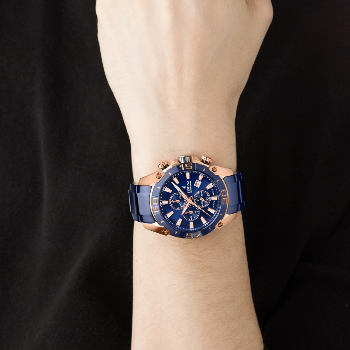 Reloj Festina análogo, para Hombre, tablero redondo color azul, estilo index, pulso acero color azul, calendario, cronografo