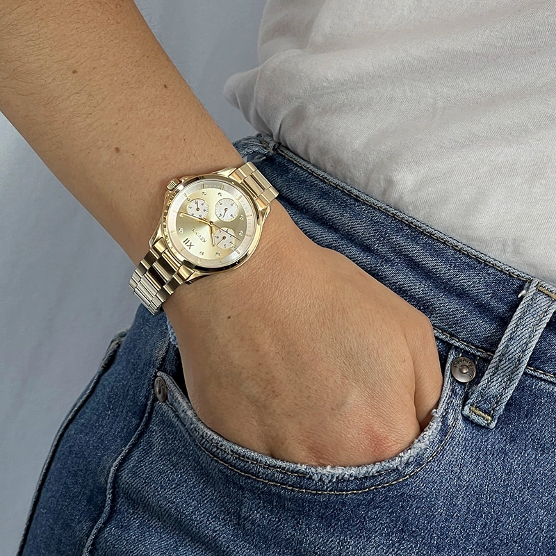 Reloj Kevins analogo, para Dama, tablero redondo colores dorado y blanco, estilo puntos + romano, pulso acero color dorado, calendario