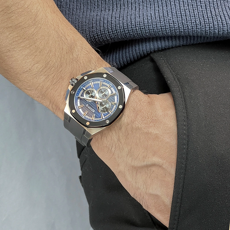 Reloj Kevins analogo, para Hombre, tablero redondo colores negro y azul, estilo index, pulso silicona color negro, cronografo
