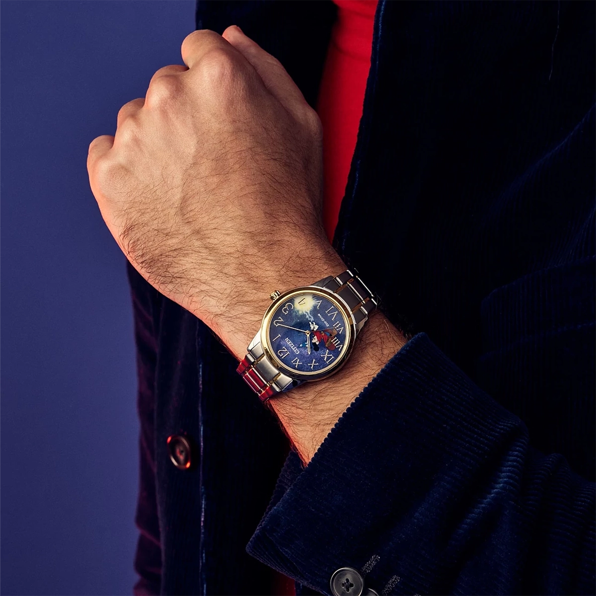 Reloj Citizen análogo, para Hombre, tablero redondo color azul, estilo arábigos + romanos, pulso acero colores plateado y dorado