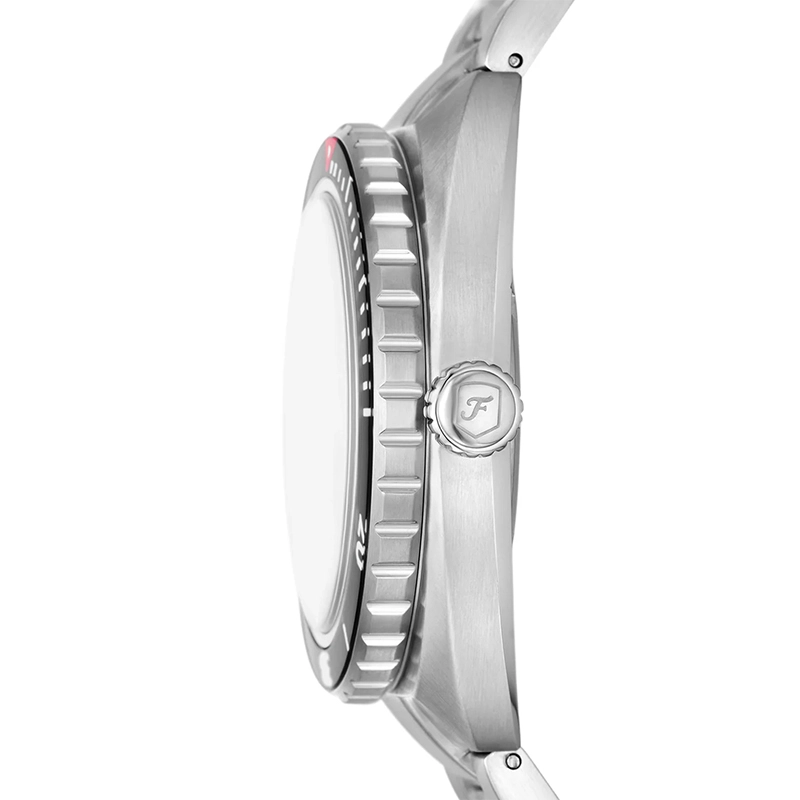 Reloj Fossil analogo, para Hombre, tablero redondo color blanco, estilo index + puntos, pulso acero color plateado, calendario